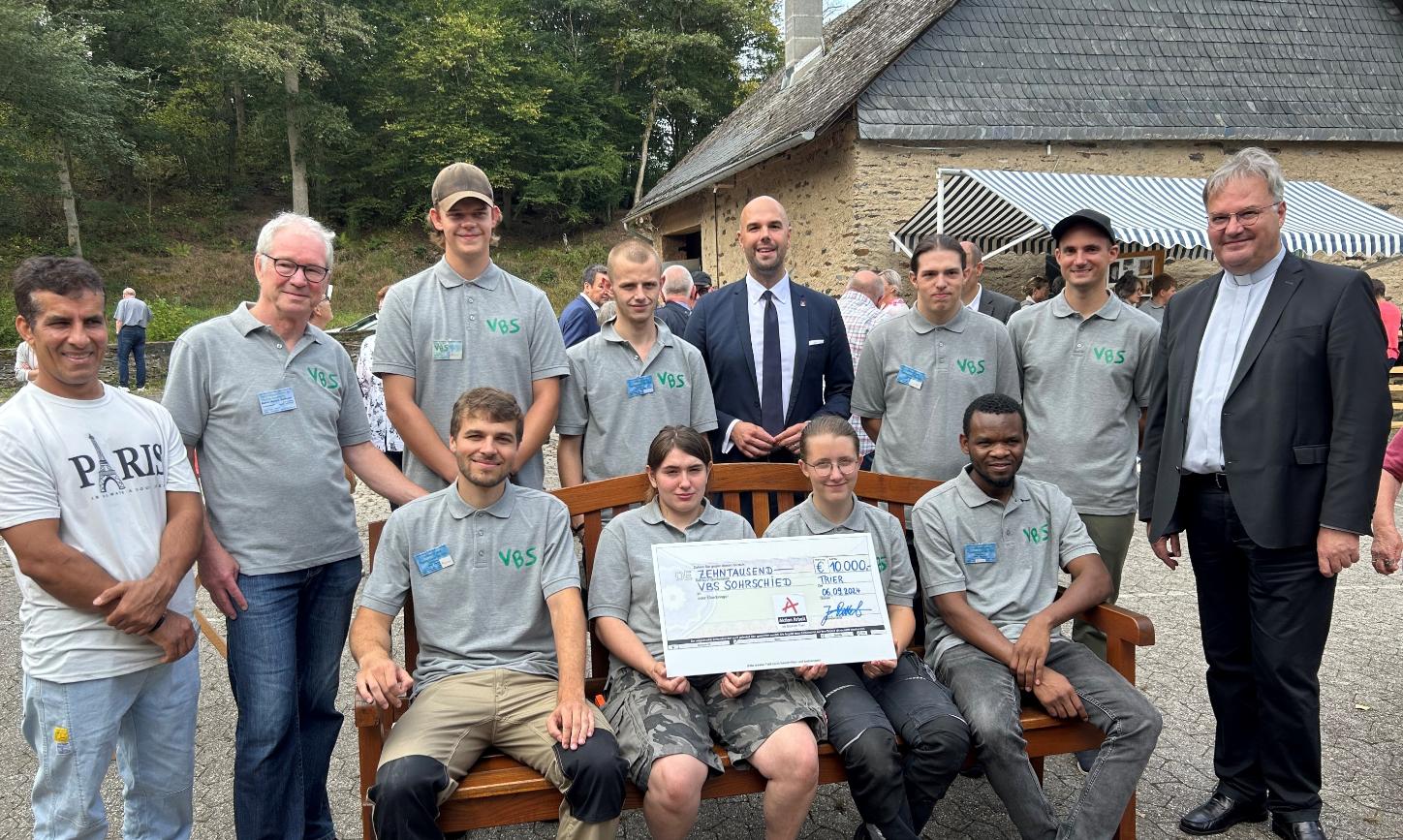 Symbolische Scheckübergabe bei der VBS Sohrschied zum 40. Jubiläum