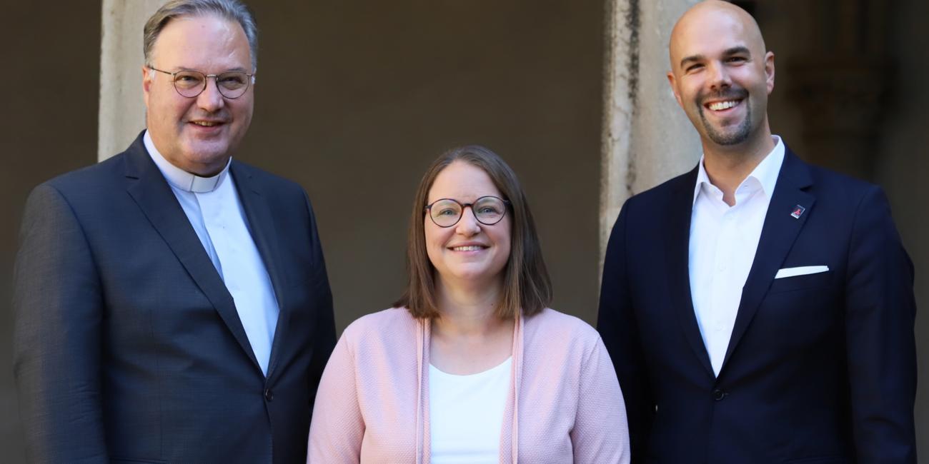 v.l.n.r. Dr. Hans Günther Ullrich, Daniela Werlein, Johannes Tittel (c) Simone Bastreri, Bistum Trier Teamfoto Dr. Ullrich, Fr. Werlein, Hr. Tittel